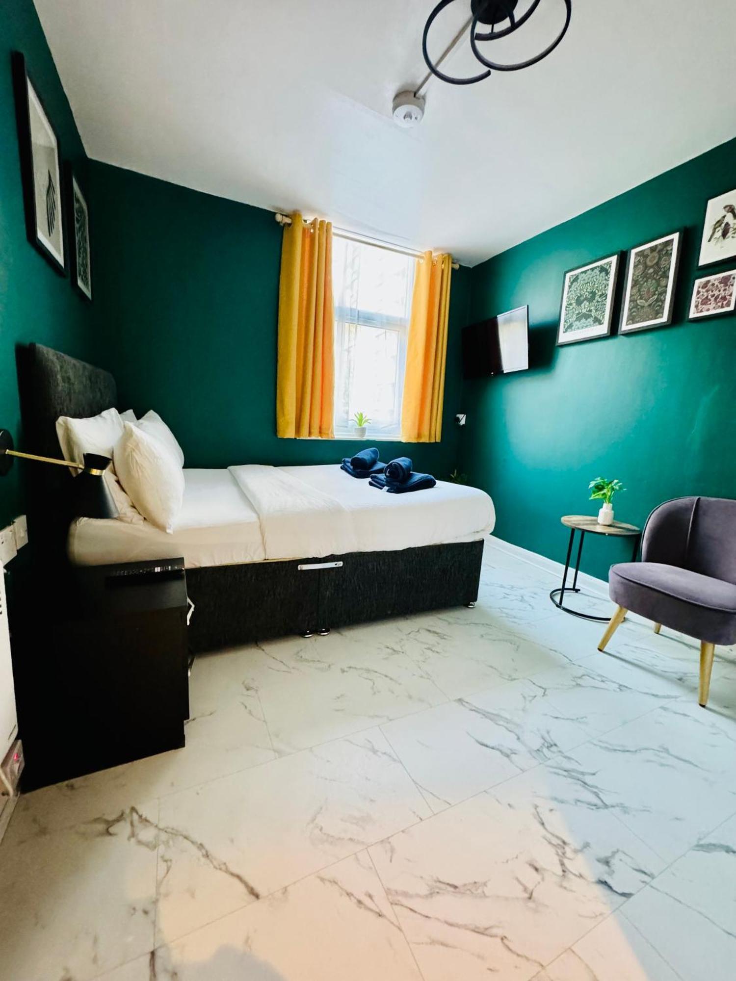 Private Studio Flat In City 1190 London Exterior photo