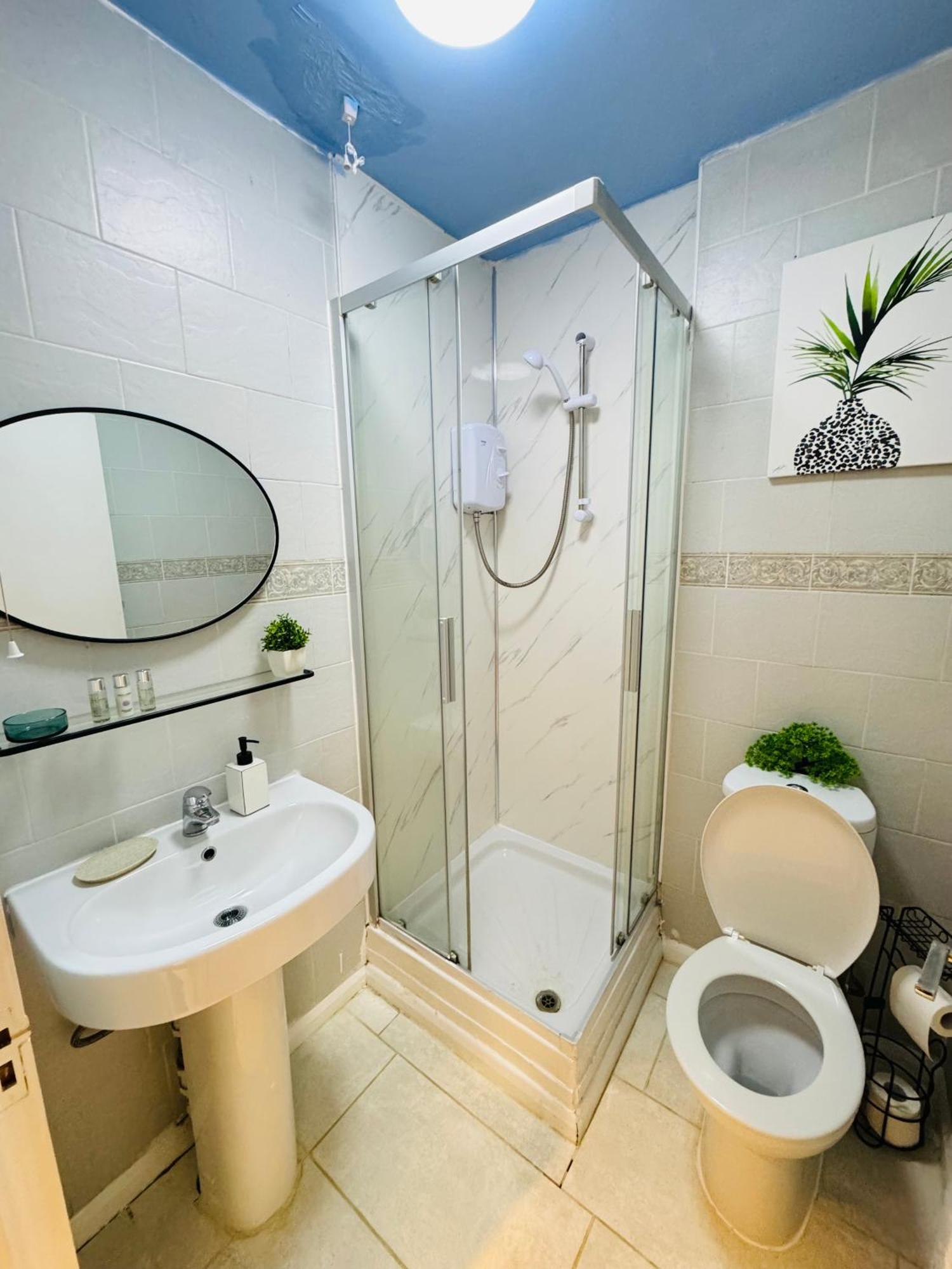 Private Studio Flat In City 1190 London Exterior photo